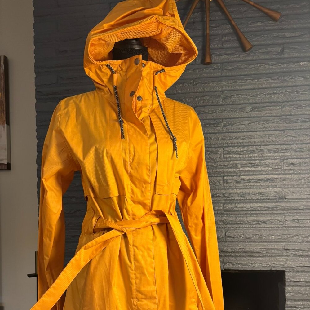 Columbia Women's Rain Jacket Yellow